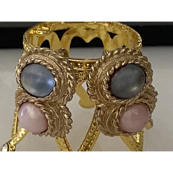 Vintage MCM Gold Tone Pink and Blue Clip On Earrings Sarah Coventry 1" Classic - Picture 8 of 16